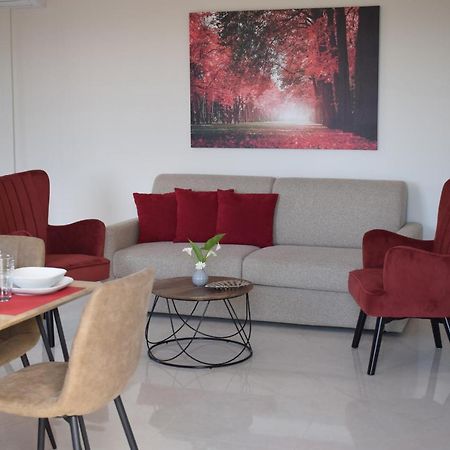 Studio Holiday Kalamata 2 ภายนอก รูปภาพ