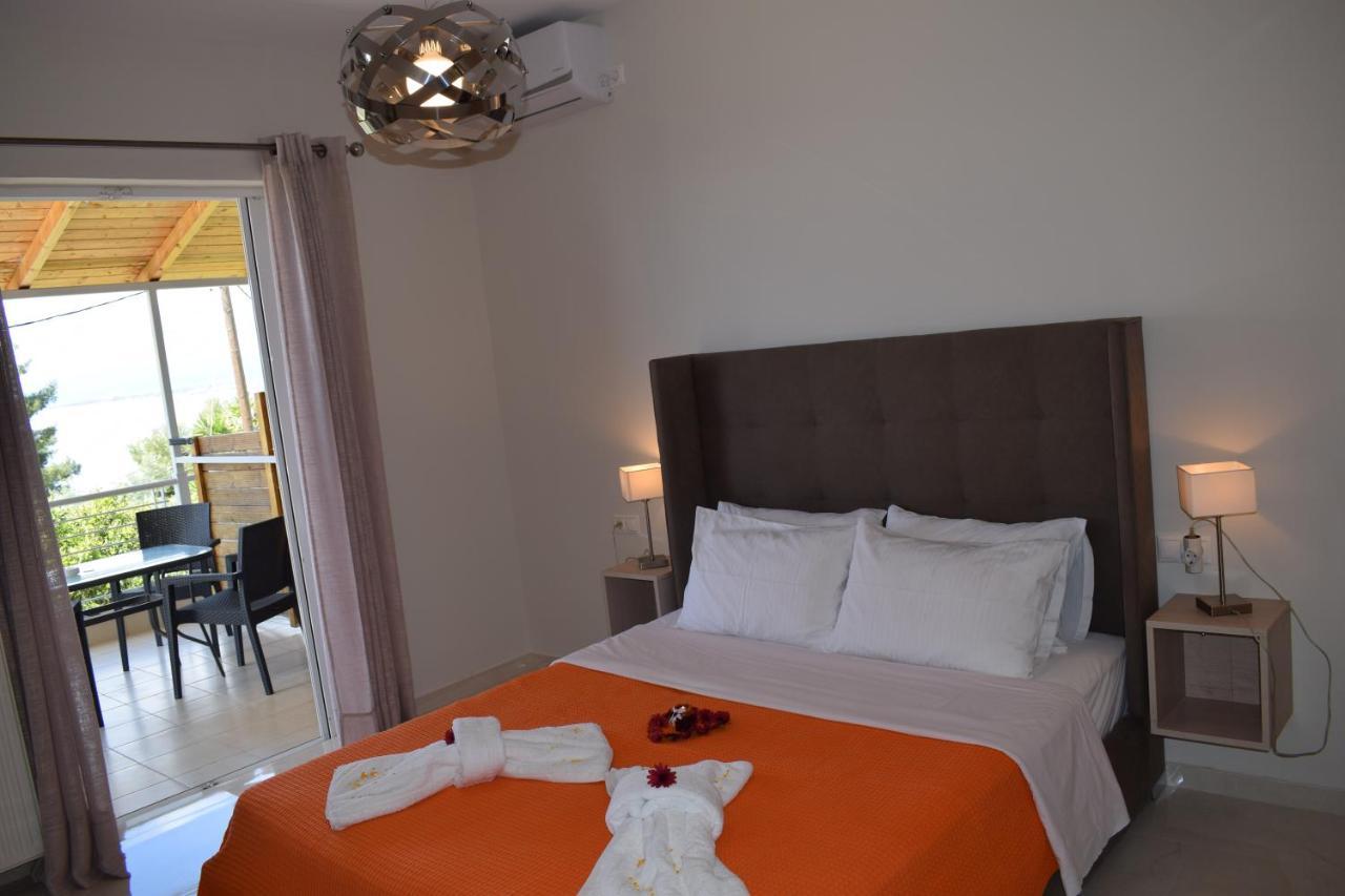 Studio Holiday Kalamata 2 ภายนอก รูปภาพ