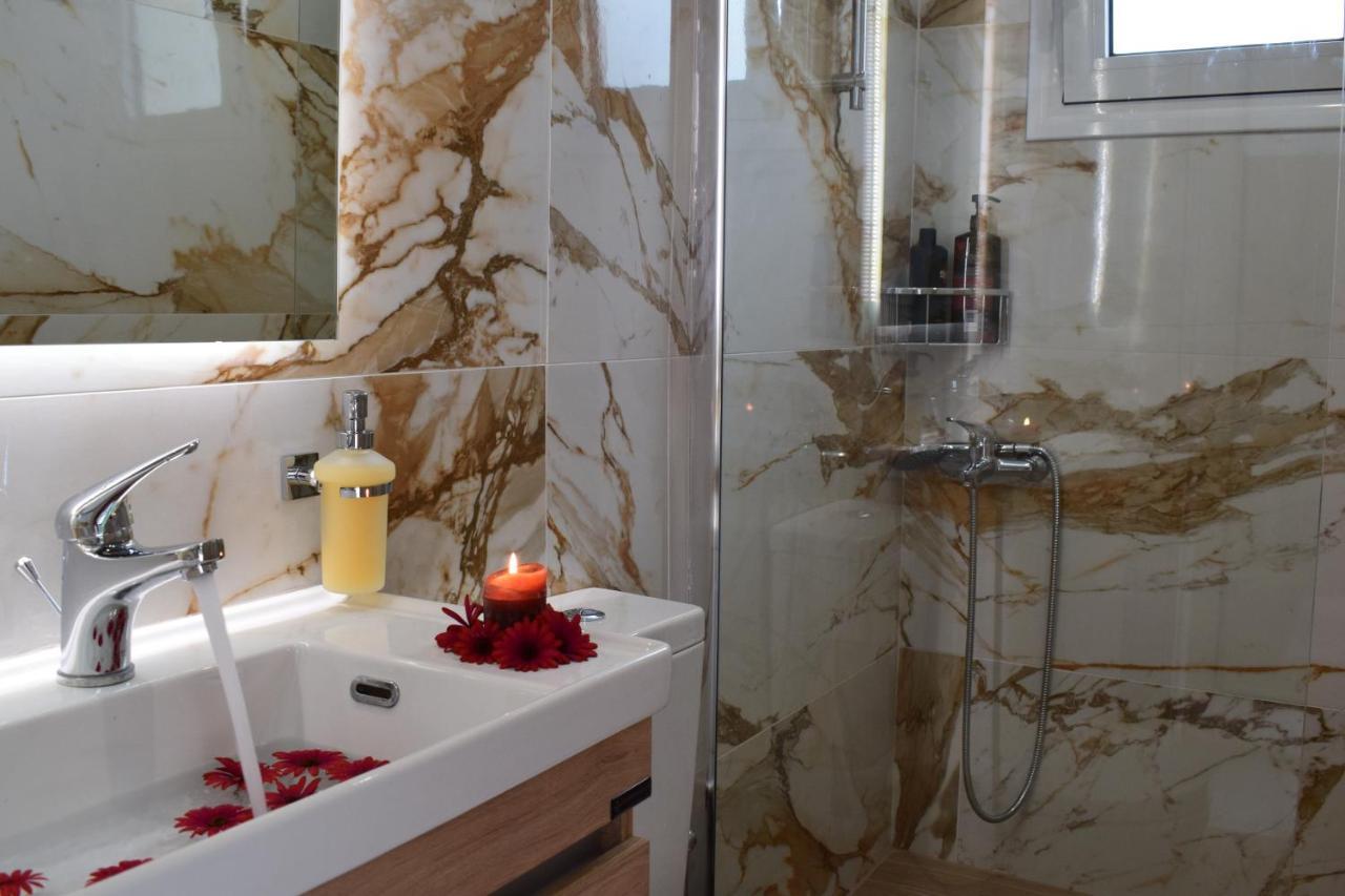 Studio Holiday Kalamata 2 ภายนอก รูปภาพ