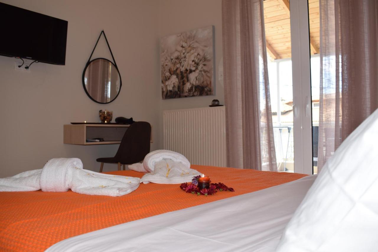 Studio Holiday Kalamata 2 ภายนอก รูปภาพ