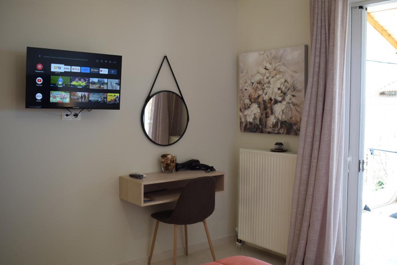Studio Holiday Kalamata 2 ภายนอก รูปภาพ