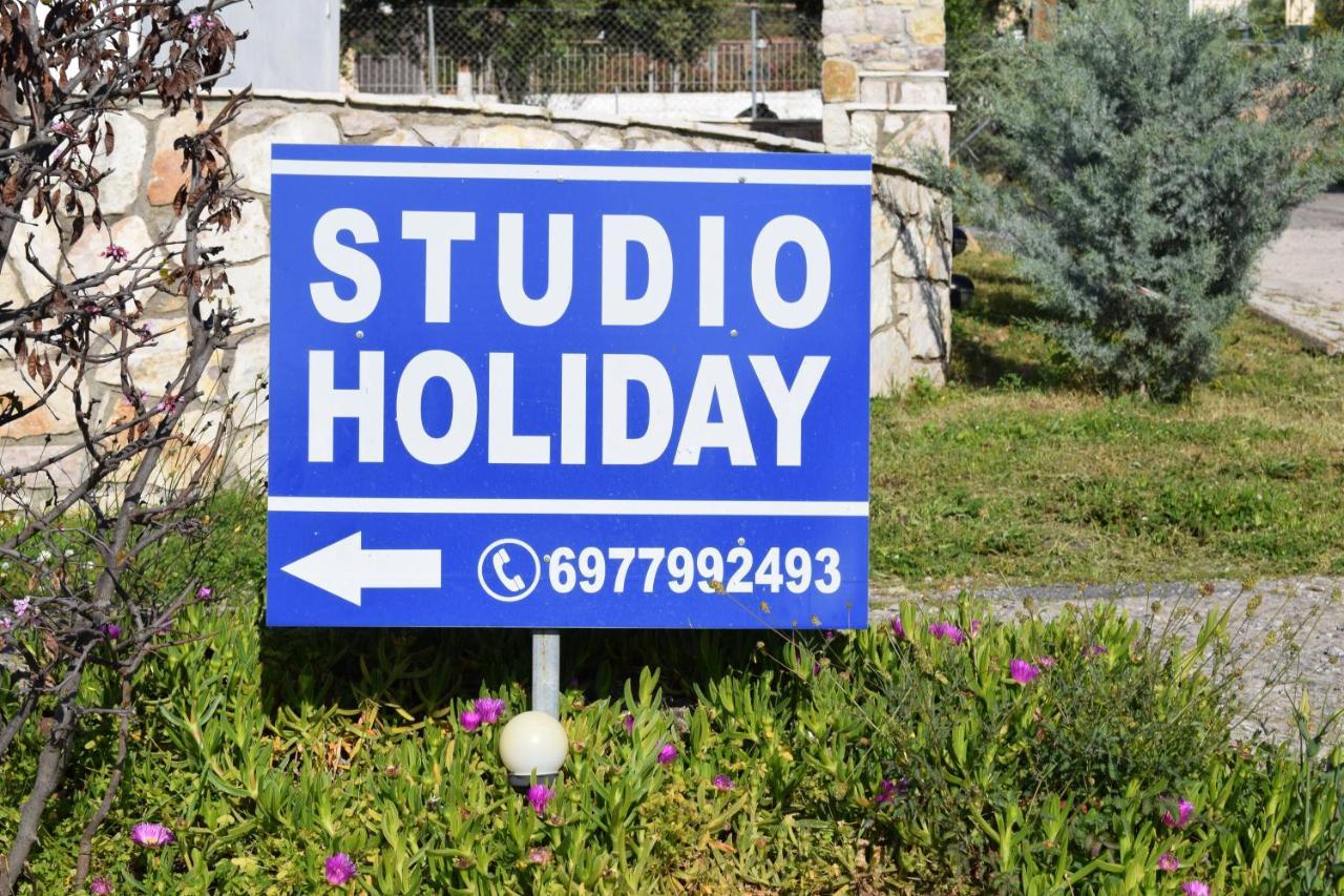 Studio Holiday Kalamata 2 ภายนอก รูปภาพ